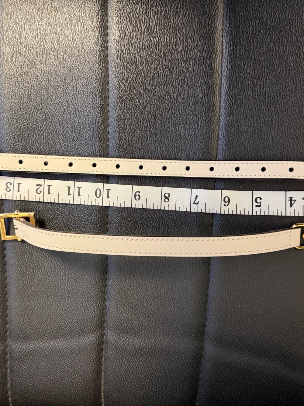 Gucci White and Black Leather adjustable Strap with Gold Hardware, - Picture 10 of 12